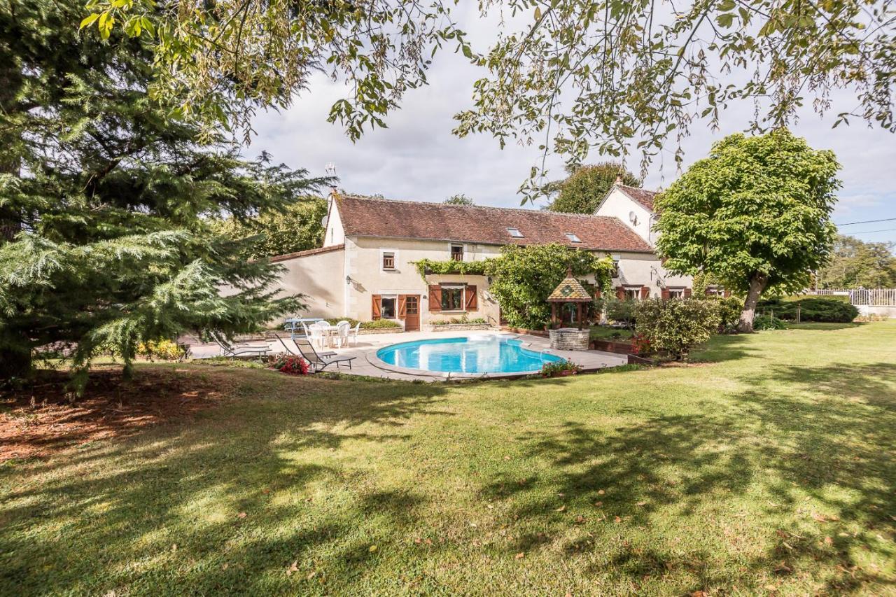 Entre Canal Et Vignes Bed & Breakfast Escolives-Sainte-Camille Luaran gambar