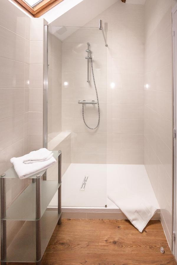 Entre Canal Et Vignes Bed & Breakfast Escolives-Sainte-Camille Luaran gambar