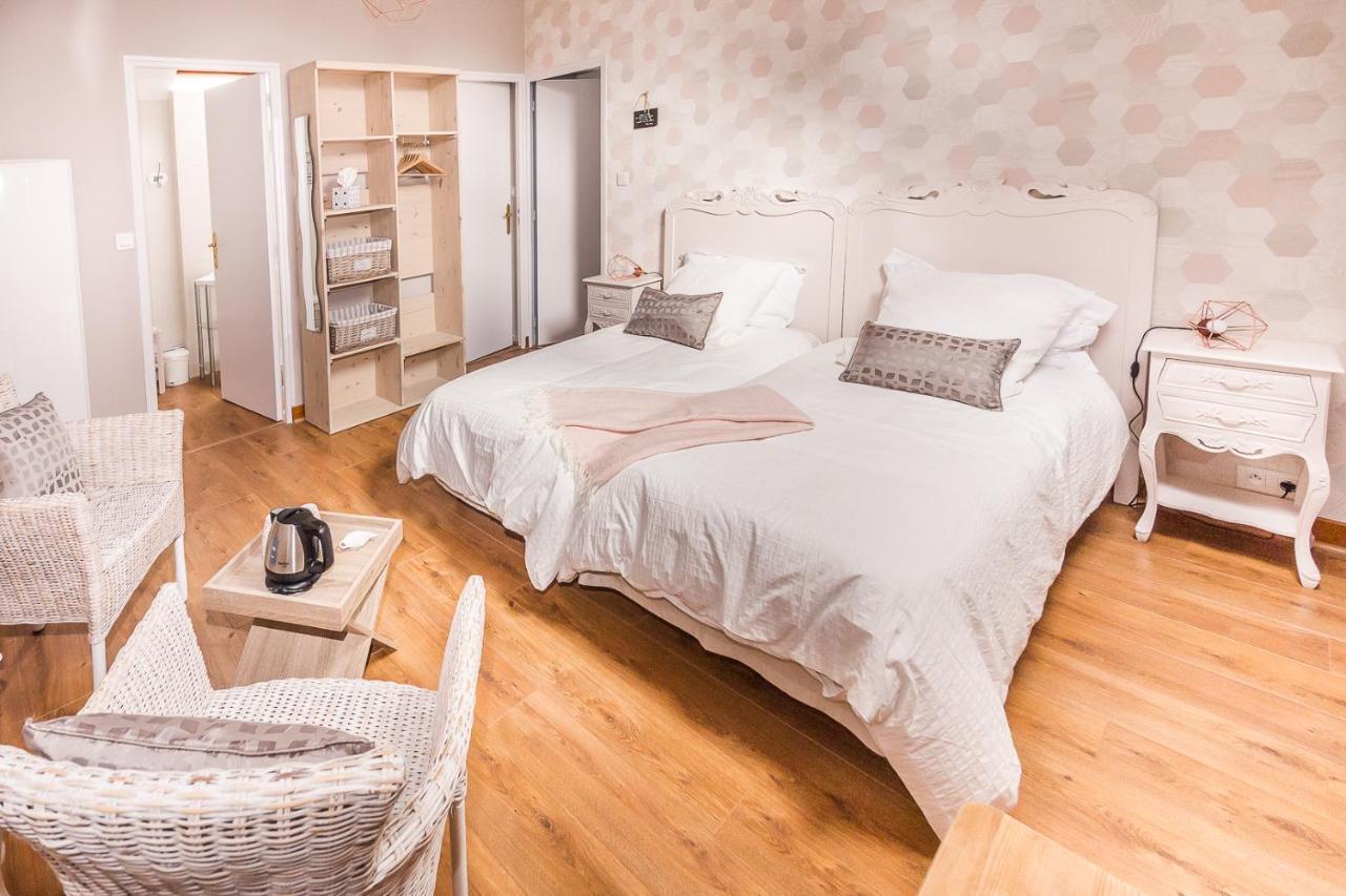 Entre Canal Et Vignes Bed & Breakfast Escolives-Sainte-Camille Luaran gambar