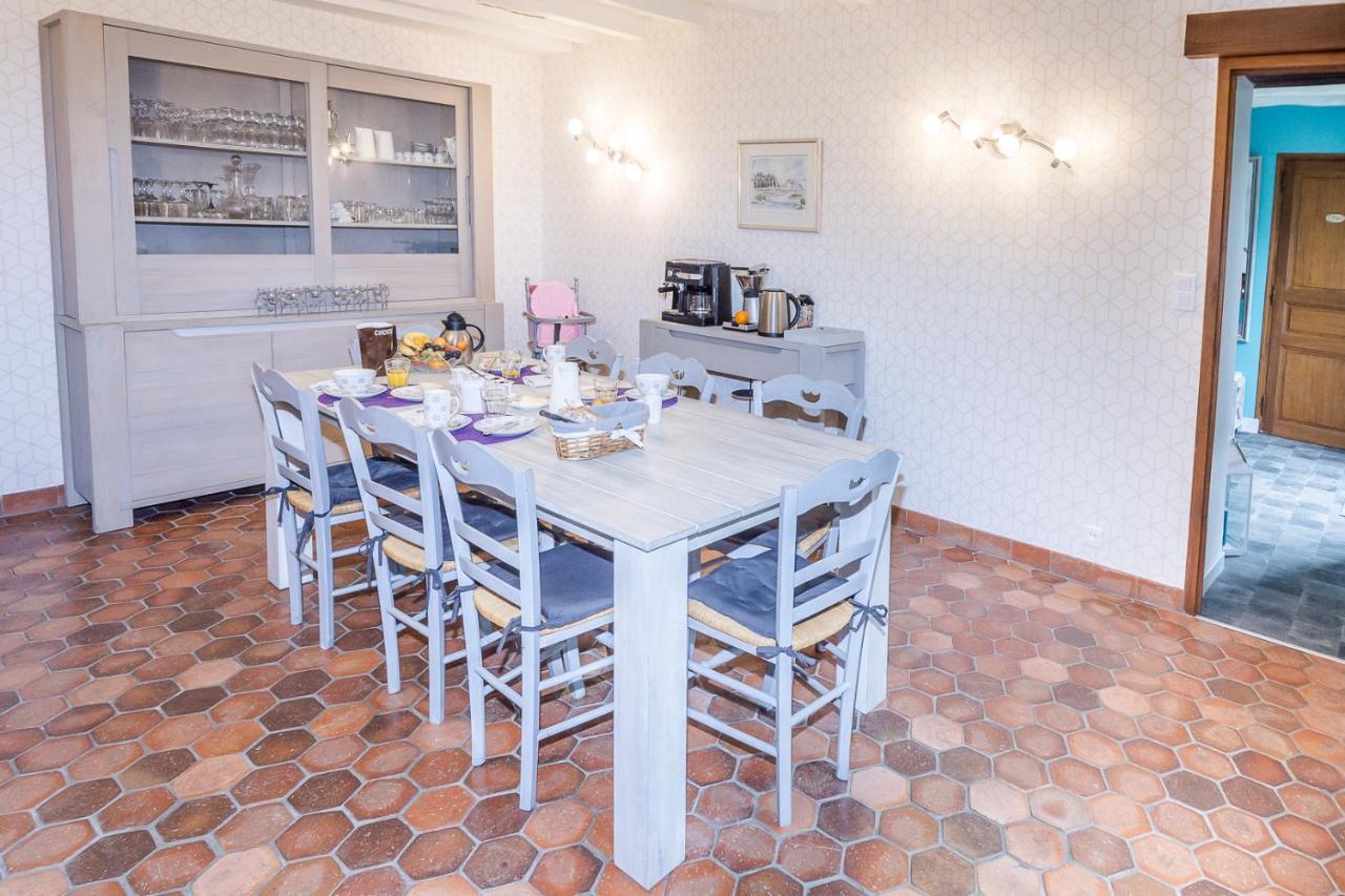 Entre Canal Et Vignes Bed & Breakfast Escolives-Sainte-Camille Luaran gambar
