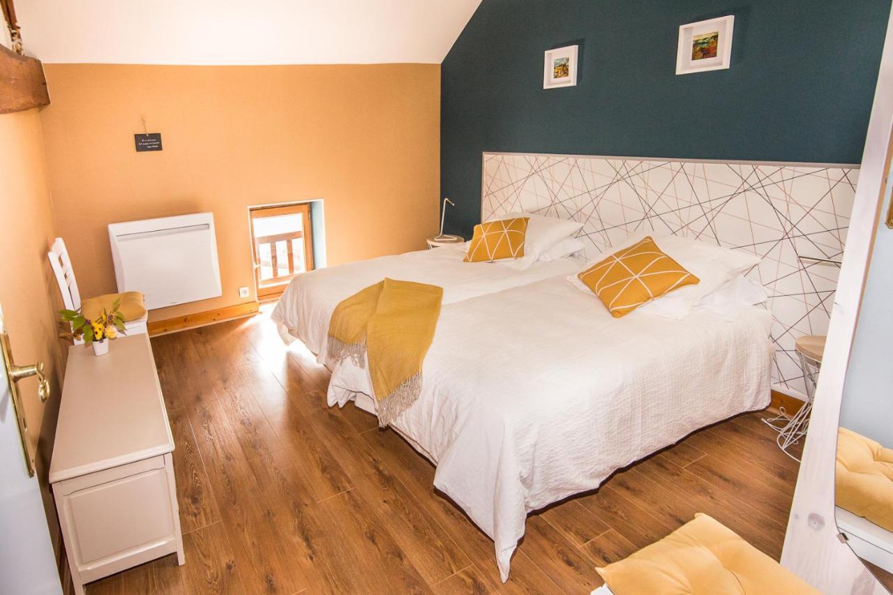 Entre Canal Et Vignes Bed & Breakfast Escolives-Sainte-Camille Luaran gambar